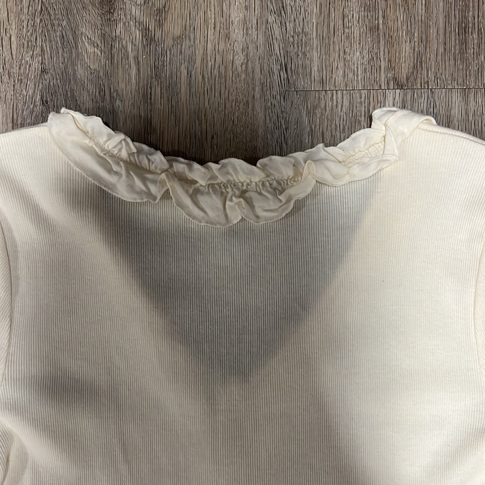 Lauren Ralph Lauren Ruffle V-neck Ribbed Top​​​ - Picture 8 of 11